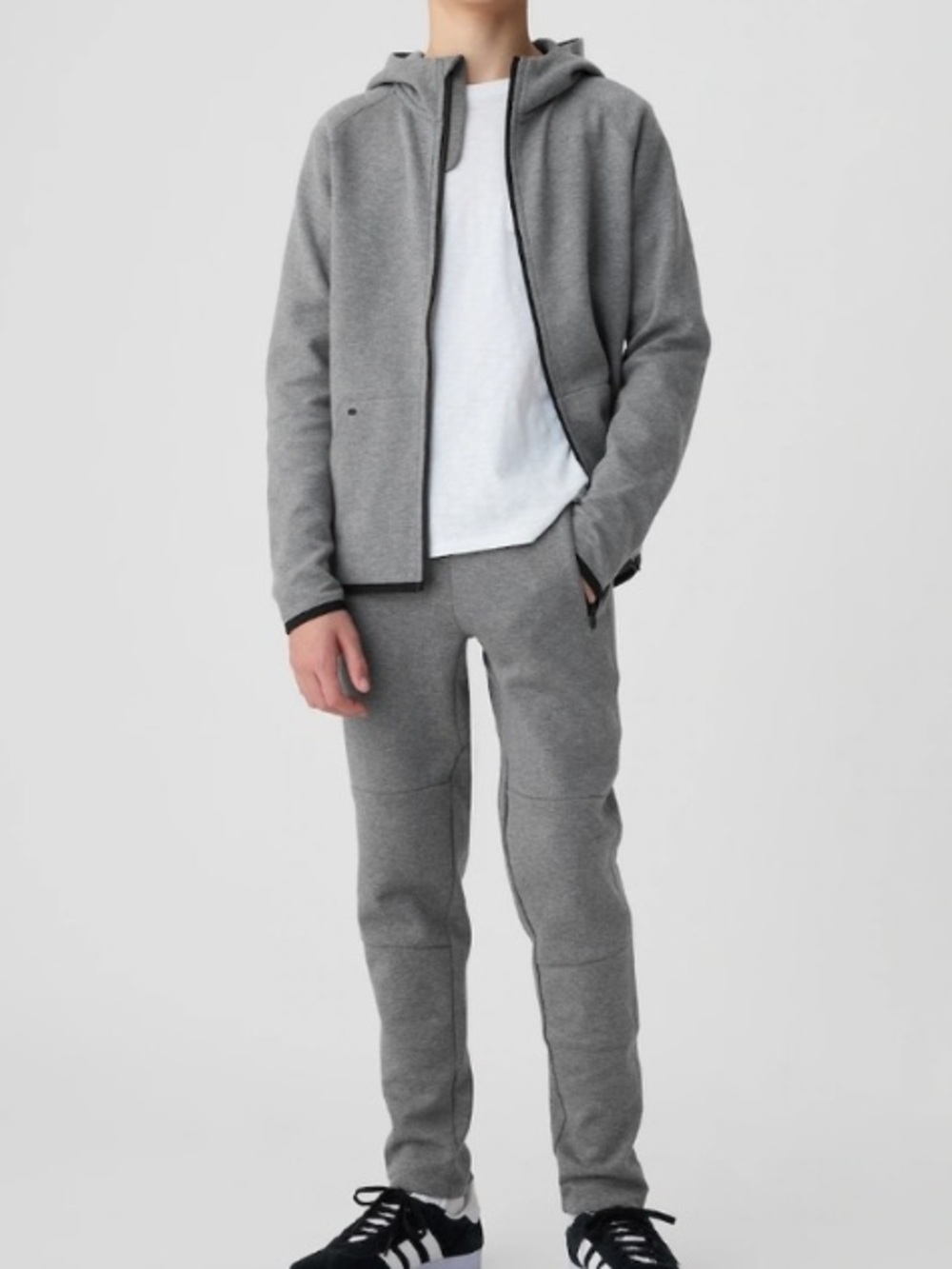 GapFit Boys YXL Gray Jogger Pants Set